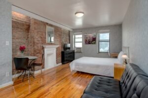 Amazing Corporate Housing Midtown East Laundry Concierge Court Yard