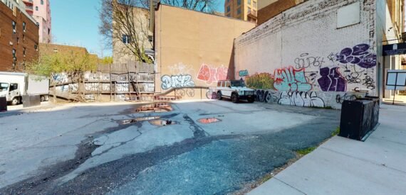 139 Charles St &amp; 685 Washington St West Village Corner Assemblage