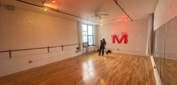 LARGE COMMERCIAL LOFT IN PRIME LOCATION IN BUSHWICK with private bathroom