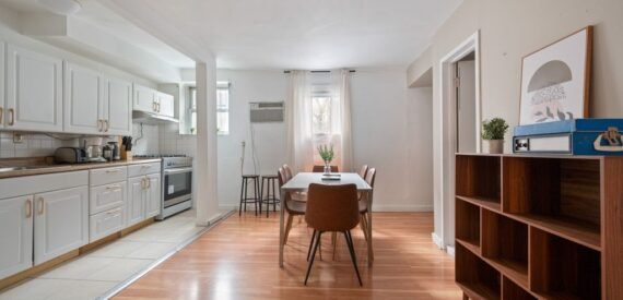 Fully Furnished 3 Bedroom apartment in Chelsea Available for the summer!!!