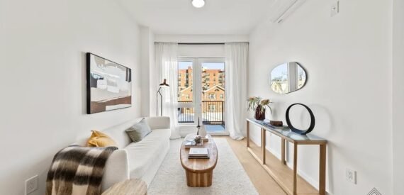 NO FEE Luxury 1BR w/ Balcony, Gym, Rooftop &amp; Coworking – Prime Flatbush