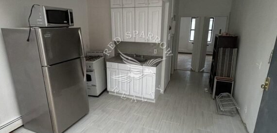 Amazing 3 bed on Ninth Avenue in Midtown West