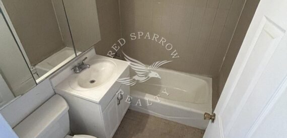 Amazing 3 bed on Ninth Avenue in Midtown West