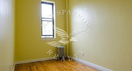 Amazing 1 bed on West 43rd Street in Central Harlem