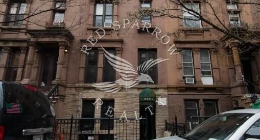 Amazing 1 bed on West 43rd Street in Central Harlem