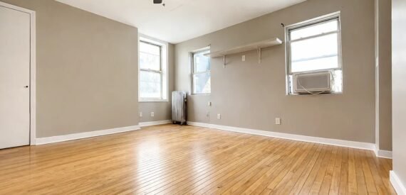 Williamsburg Studio Utilites includes