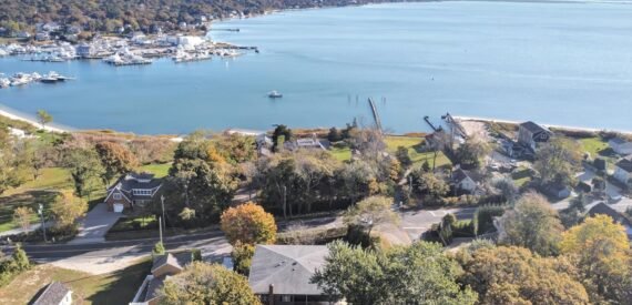 Loft-Style Beachy 1BR Co-Op in the Hamptons – Affordable, Prime Location