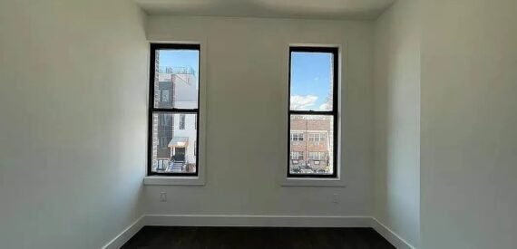 Sun-Filled Bushwick Loft with Rooftop, Skyline Views &amp; Modern Finishes – No Fee!