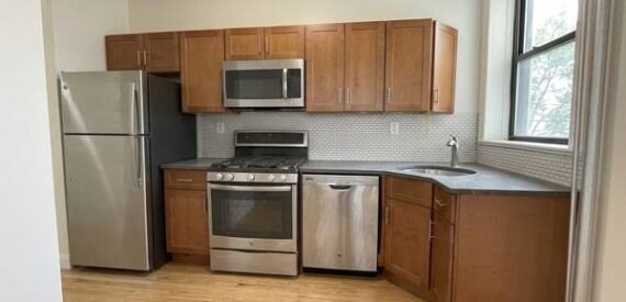 Apartment for rent NO FEE