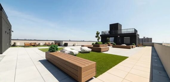 Modern 2BR + Private Balcony &amp; Full Amenities in Flatbush, No Fee, Pets OK!
