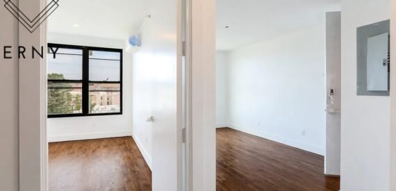 Modern 2BR Apartment with Rooftop &amp; Elevator Steps from Prospect Park – No Fee!