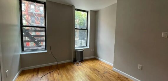 Spacious 2-Room Studio in Prime East Village – Exclusive Opportunity