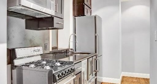 Beautiful and Spacious 1 Bedroom/In unit W/D