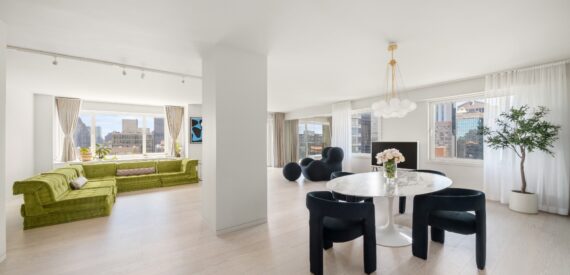 Bold and Bright 2 Bedroom Corner Residence at The Excelsior