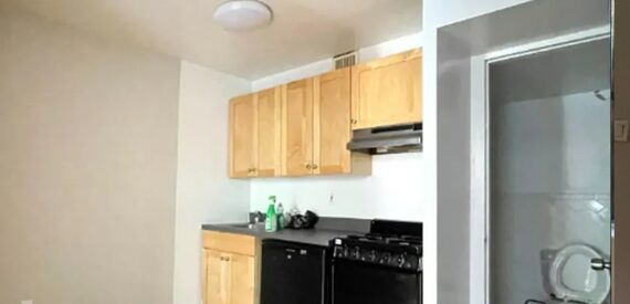 Spacious 2-Room Studio in Prime East Village – Exclusive Opportunity