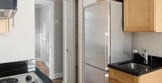 Gorgeous 1 BR~Midtown West 50th~Private Garden~No Fee