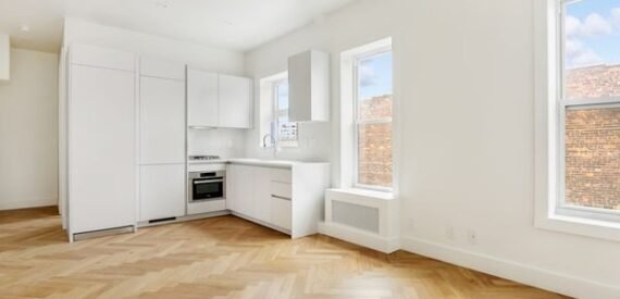 Renovated 2BR Park Slope Gem with In-Unit Laundry &amp; Prime Location – No Fee!
