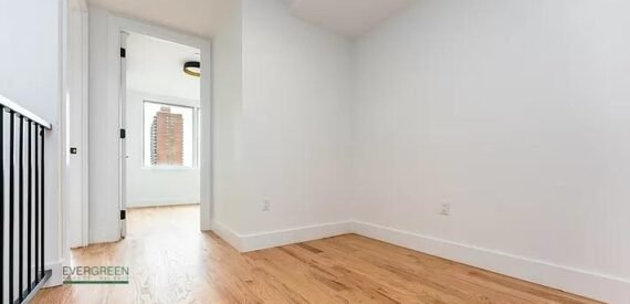 Modern 2BR w/ Private Balcony, In-Unit Laundry &amp; Roof Deck in Bed-Stuy
