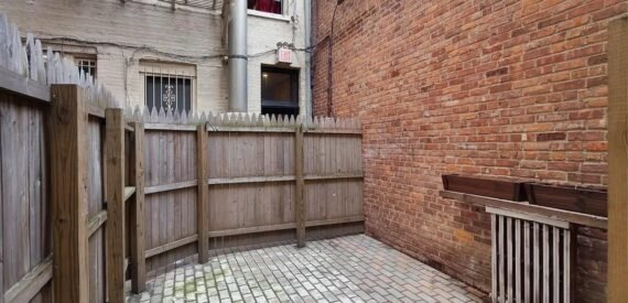 Gorgeous 1 BR~Midtown West 50th~Private Garden~No Fee