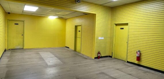Huge Commercial Store for rent in Busy Area NO FEE