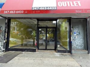 Huge Commercial Store for rent in Busy Area NO FEE