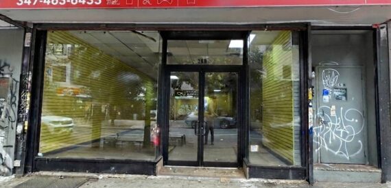 Huge Commercial Store for rent in Busy Area NO FEE