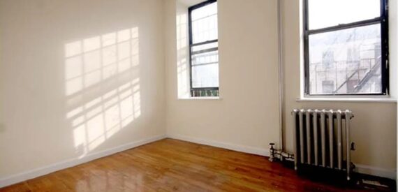 Spacious 2BR or Flex 3BR Apartment in Prime East Village Location – Avail 8/01