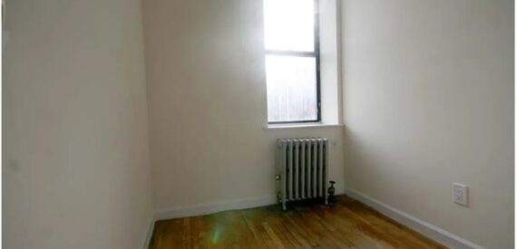 Spacious 2BR or Flex 3BR Apartment in Prime East Village Location – Avail 8/01
