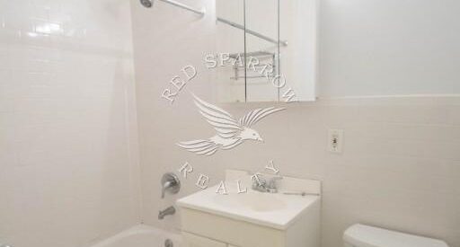 Amazing 2 bed with separate bedrooms in Central Harlem