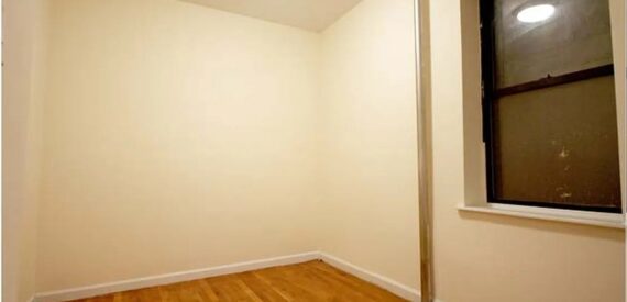Spacious 2BR or Flex 3BR Apartment in Prime East Village Location – Avail 8/01