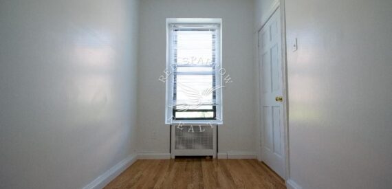 Amazing ground-floor 2-bed in East Harlem