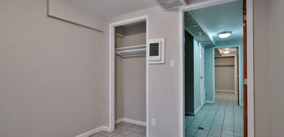 Spacious 3BR/2BA Duplex w/ Private Entrance in Prime East Village Location