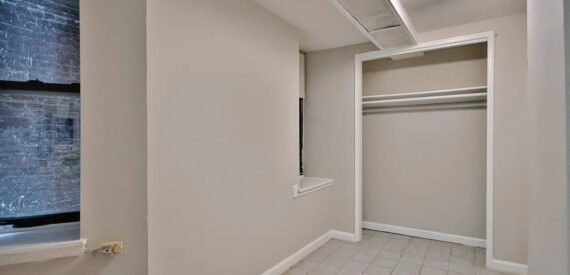 Spacious 3BR/2BA Duplex w/ Private Entrance in Prime East Village Location
