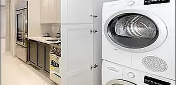 Amazing Luxury 3 bed 2 baths apartment Washr/Dryer Huge Modern