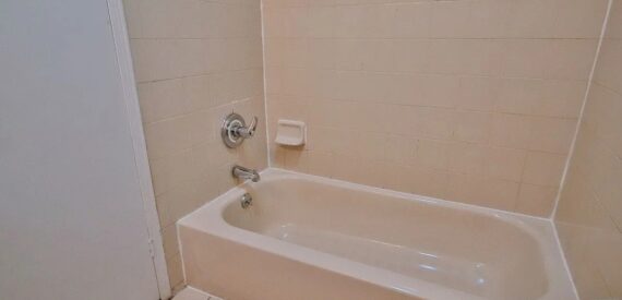 Spacious 3BR/2BA Duplex w/ Private Entrance in Prime East Village Location
