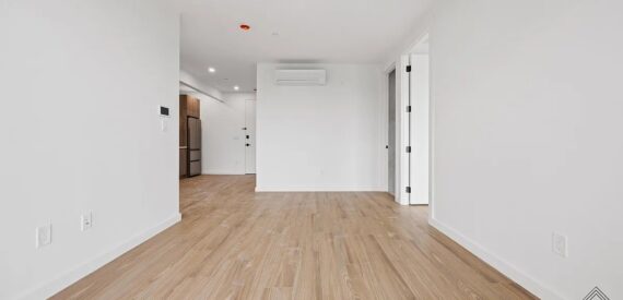 Top-Floor 2BR w/ Private Balcony &amp; No Broker Fee at 942 New York Ave, Flatbush!