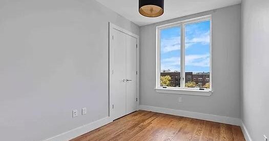 Bright 2BR w/ Balcony in Luxury Ditmas Park Elevator Building – No Fee!