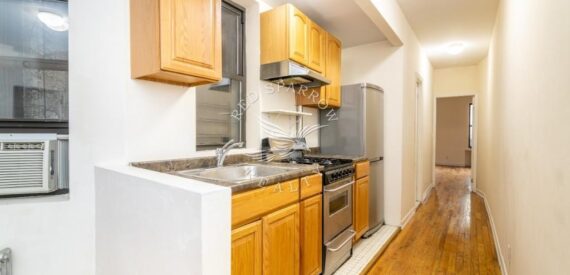 Spacious floor-through TRUE 2-bedroom apartment in Yorkville