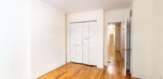 Spacious floor-through TRUE 2-bedroom apartment in Yorkville