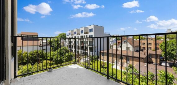 Top-Floor 2BR w/ Private Balcony &amp; No Broker Fee at 942 New York Ave, Flatbush!