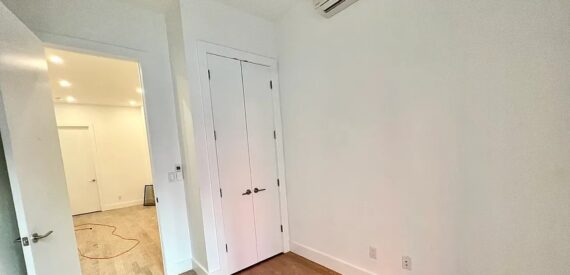 Apartment for rent no fee, Shared Yard