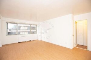 Amazing open layout on East 49th Street in Turtle Bay