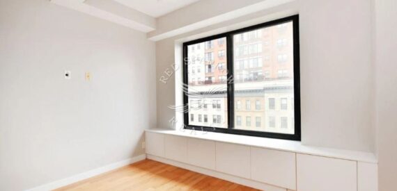 Sixth-Floor Two-Room Studio at The Parc Standard — South Harlem