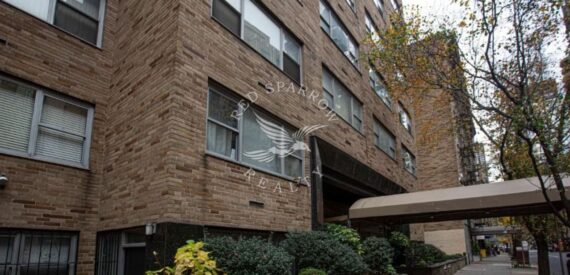 Amazing open layout on East 49th Street in Turtle Bay