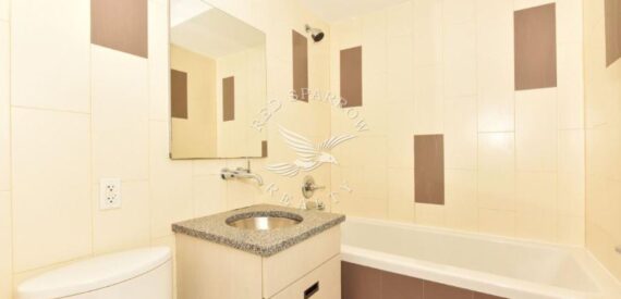 Sixth-Floor Two-Room Studio at The Parc Standard — South Harlem