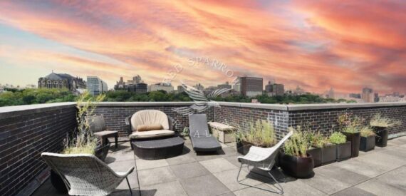 Sixth-Floor Two-Room Studio at The Parc Standard — South Harlem