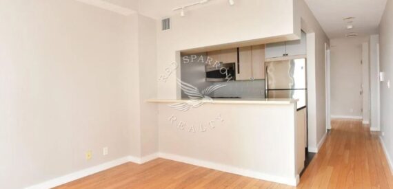 Sixth-Floor Two-Room Studio at The Parc Standard — South Harlem