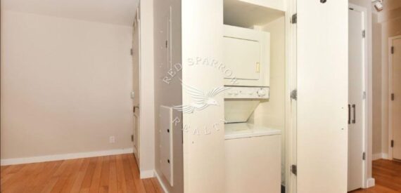 Sixth-Floor Two-Room Studio at The Parc Standard — South Harlem