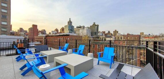 Amazing Studio in east Village Washer and dryer in unit – Roofdeck !!!