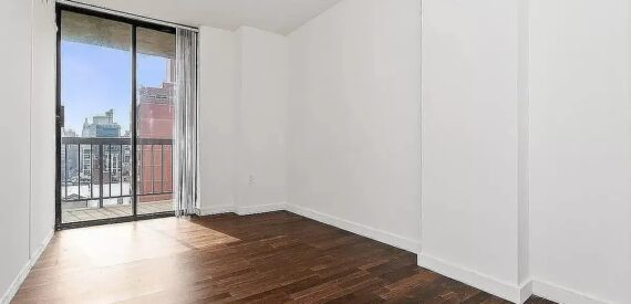 Amazing 3 Bedroom 2 baths beautiful apartment ~ washer and dryer in unit Queen size bedrooms Doorman Roofdeck